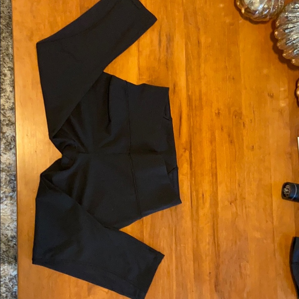 Lululemon black high rise leggings